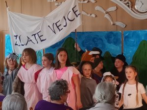 Divadelní vystoupení dětí ze ZŠ Červená Voda